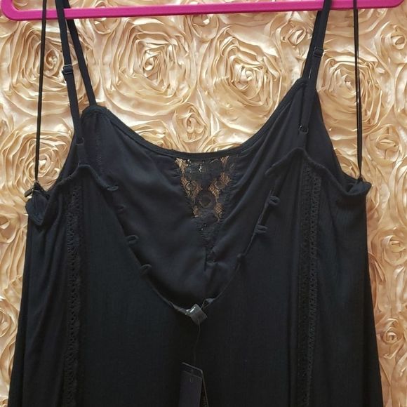 NWT GUESS Black Crochet Embroidery Dress - Picture 7 of 7